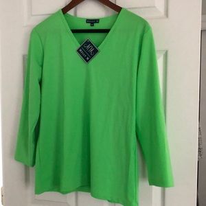 NWT - Casual/athletic long sleeved V-neck shirt